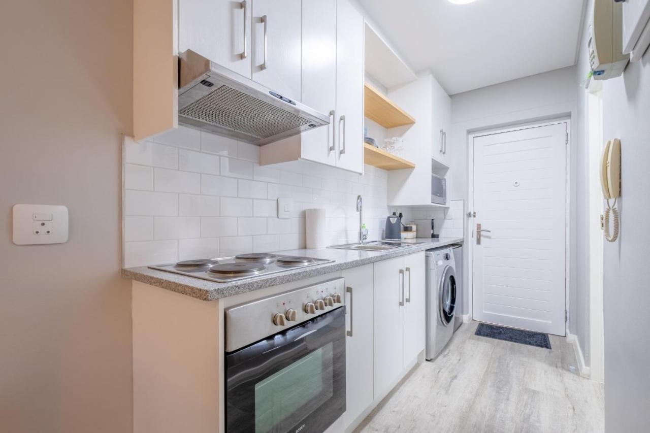 Lemon Rind - 16 Eikehoff Apartment Стеленбош Екстериор снимка